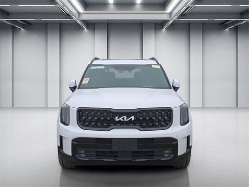 Used 2024 Kia Telluride SX image 2