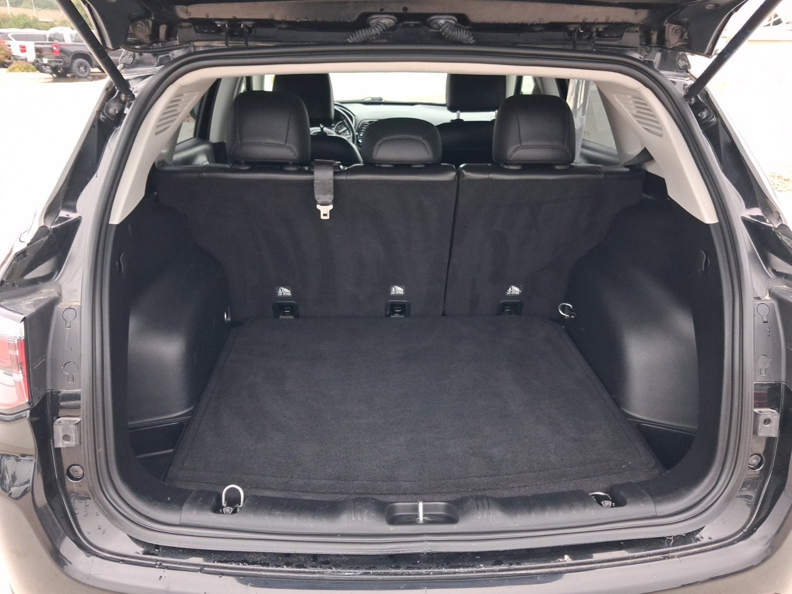 Used 2019 Jeep Compass Limited AWD/4WD image 24