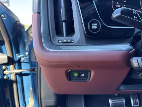 Used 2024 Porsche Cayenne S image 32