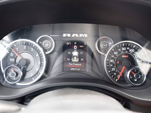 Used 2024 RAM 1500 Big Horn AWD/4WD image 6