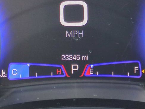 Used 2023 Chrysler 300 Touring w/ Sport Appearance Package image 12