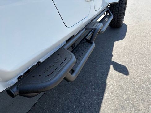 New 2026 Jeep Gladiator Sport AWD/4WD image 10