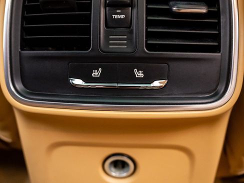 Used 2015 Porsche Macan S image 19