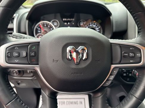 Used 2023 RAM 1500 Big Horn AWD/4WD image 25