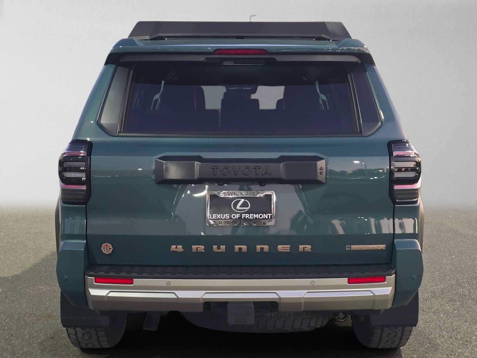 Used 2026 Toyota 4Runner Trailhunter AWD/4WD image 4