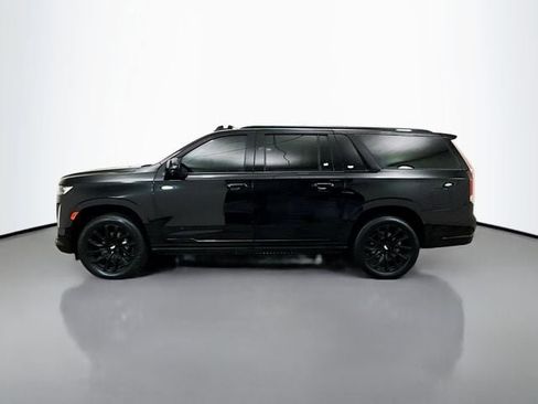 Used 2023 Cadillac Escalade ESV Sport Platinum w/ LPO, ONYX Package image 5