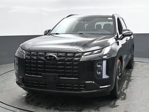 Used 2024 Hyundai Palisade Calligraphy image 8