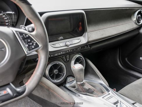 Used 2019 Chevrolet Camaro ZL1 RWD image 69