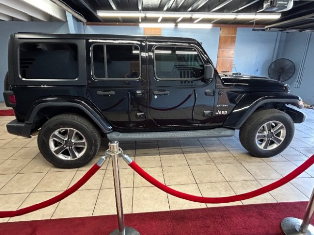 Used 2019 Jeep Wrangler Unlimited Sahara AWD/4WD image 6