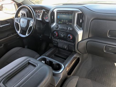 Used 2021 Chevrolet Silverado 1500 RST AWD/4WD image 33