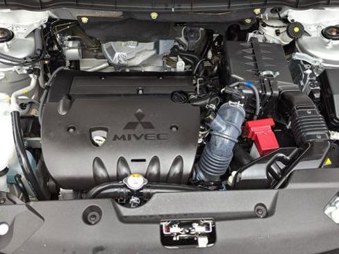 Used 2024 Mitsubishi Outlander Sport SE image 31