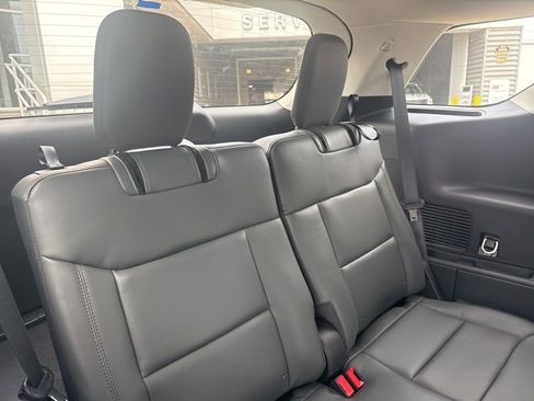 New 2026 Ford Explorer Active w/ Active Comfort Package AWD/4WD image 15