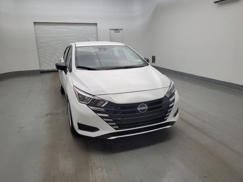 Used 2024 Nissan Versa S w/ Trunk Package FWD image 14
