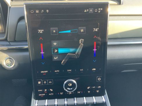 New 2026 GMC Terrain AT4 w/ LPO, Floor Liner Package image 40