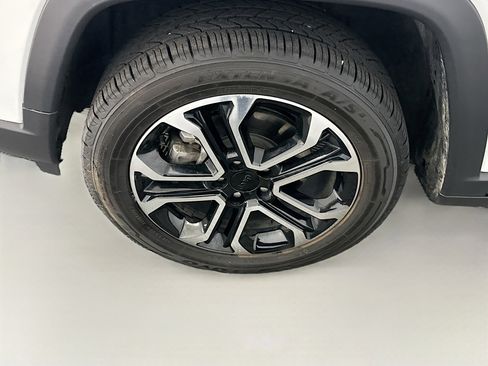 Used 2022 Jeep Compass Limited image 11