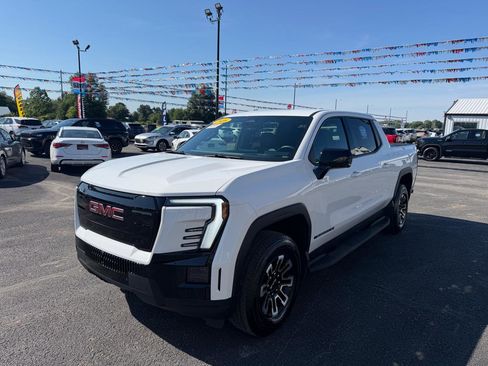 Used 2026 GMC Sierra EV Elevation AWD/4WD image 9