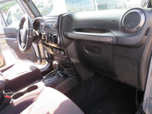 Used 2014 Jeep Wrangler Unlimited Sport w/ Quick Order Package 24S image 22