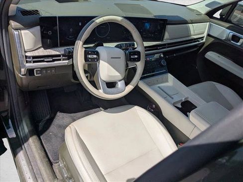 Used 2024 Hyundai Santa Fe Calligraphy FWD image 13