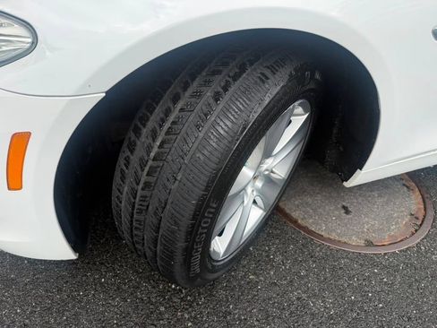 Used 2011 BMW 528i Sedan RWD image 33