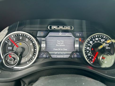 Used 2019 RAM 1500 Laramie w/ Sport Appearance Package AWD/4WD image 15