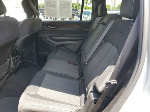 Used 2024 Jeep Grand Cherokee L Laredo w/ Trailer Tow Package image 10