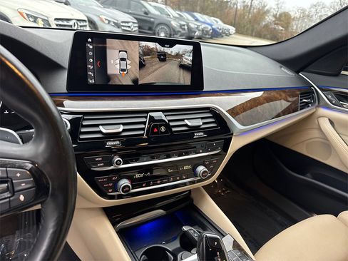 Used 2017 BMW 540i image 29