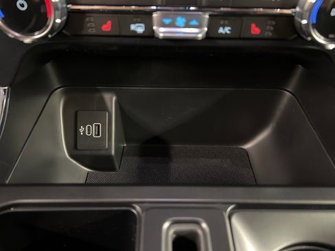 New 2026 Ford F150 XLT w/ Equipment Group 302A MID image 15