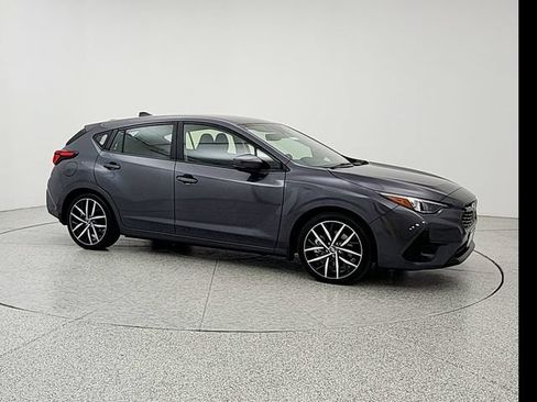 Used 2025 Subaru Impreza 2.0i Sport AWD/4WD image 3