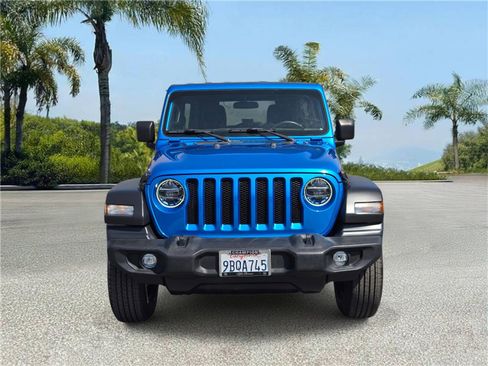 Certified 2022 Jeep Wrangler Unlimited Sport AWD/4WD image 3