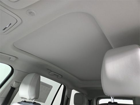 New 2026 Lincoln Aviator Premiere image 12