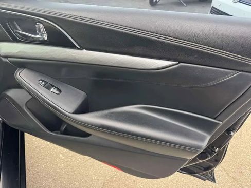Used 2017 Nissan Maxima 3.5 SV FWD image 17