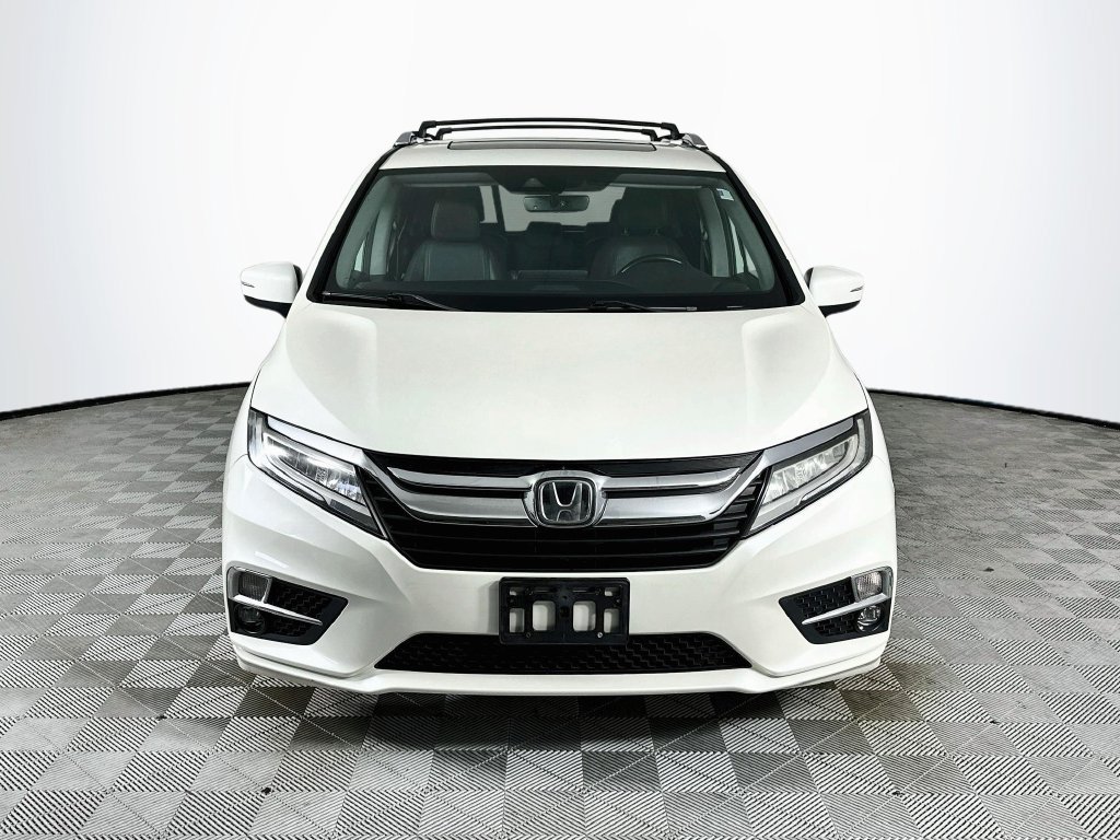 Used 2018 Honda Odyssey Touring image 2