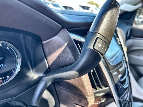 Used 2016 Cadillac Escalade Luxury image 26