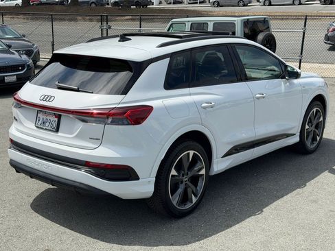 Used 2024 Audi Q4 e-tron Premium Plus AWD/4WD image 5