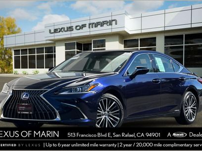 Certified 2022 Lexus ES 300h w/ Premium Package