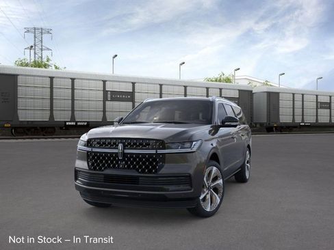 New 2026 Lincoln Navigator L Black Label image 2