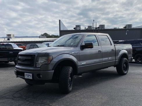 Used 2014 Ford F150 FX4 w/ Equipment Group 401A Mid image 8