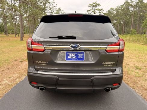 Used 2019 Subaru Ascent Limited w/ Popular Package #2 AWD/4WD image 4