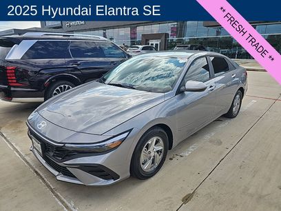 Used 2025 Hyundai Elantra SE