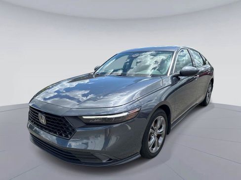 Certified 2023 Honda Accord EX image 8