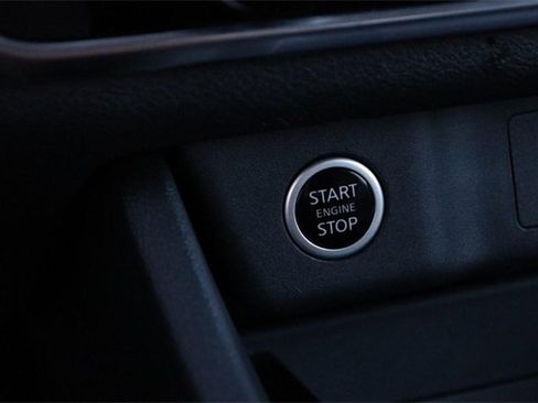 Certified 2023 Nissan Rogue SV image 14