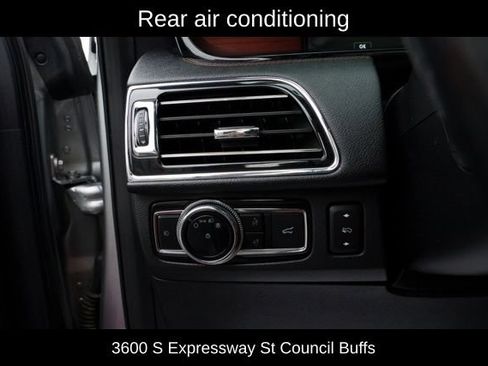 Used 2020 Lincoln Navigator Reserve AWD/4WD image 14