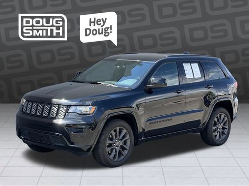 Used 2021 Jeep Grand Cherokee Laredo X AWD/4WD image 1