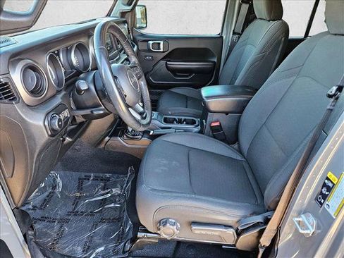 Used 2020 Jeep Wrangler Unlimited Sport S image 15