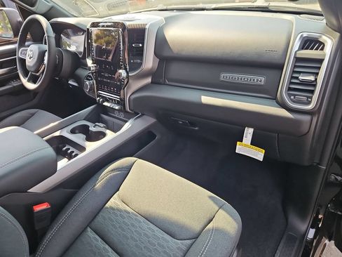 New 2026 RAM 1500 Big Horn AWD/4WD image 17