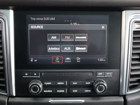 Used 2017 Porsche Macan GTS image 35