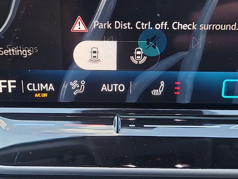 New 2026 Volkswagen Tiguan SE AWD/4WD image 10