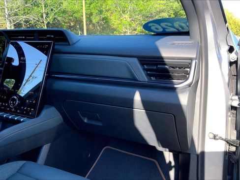 Used 2026 GMC Terrain AT4 w/ Convenience Package III image 17