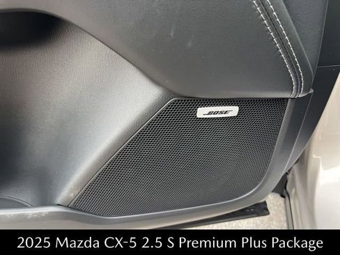 New 2025 MAZDA CX-5 AWD 2.5 S w/ Premium Plus Pkg image 8