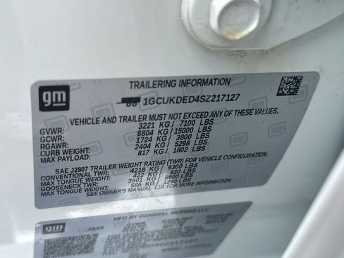 Used 2025 Chevrolet Silverado 1500 LT AWD/4WD image 26